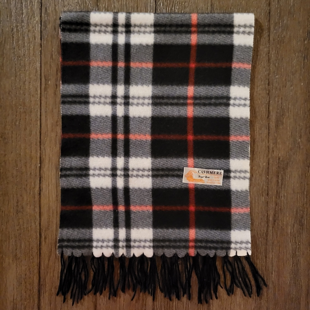 Royal Rossi Italy Design 100% Casmere Fringe Scarf